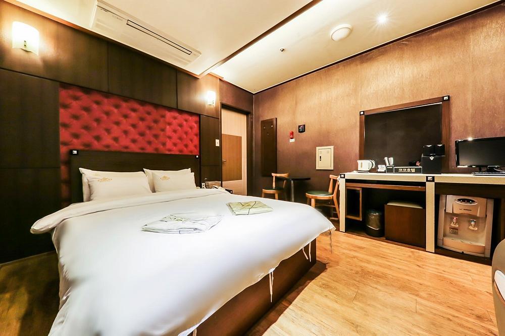 Coco Hotel Cheongju Exterior foto